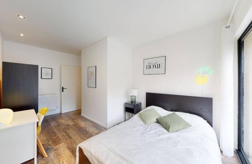 Le Petit-Quevilly Resort | 300 m² Private room ∙ 1 bedroom ∙ 1 guest