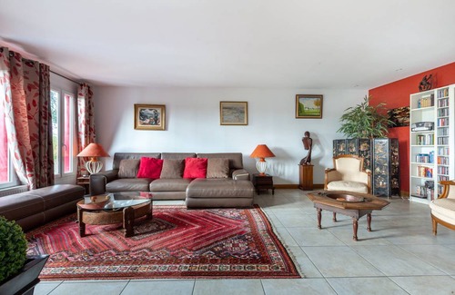 Bourre Villa | 300 m² Villa ∙ 5 bedrooms ∙ 10 guests