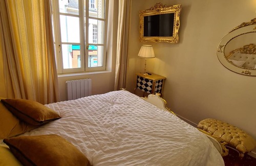 Sully-sur-Loire Apartment | 32 m² Studio flat ∙ 1 bedroom ∙ 2 guests