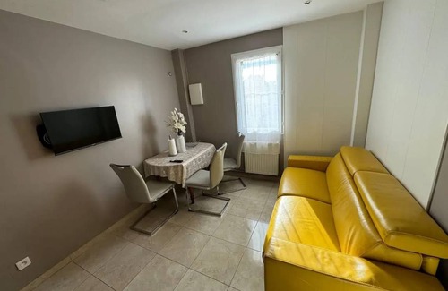 Villiers-le-Bel Apartment | 35 m² Apartment ∙ 1 bedroom ∙ 4 guests