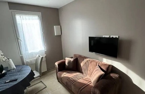 Villiers-le-Bel Apartment | 35 m² Apartment ∙ 1 bedroom ∙ 6 guests