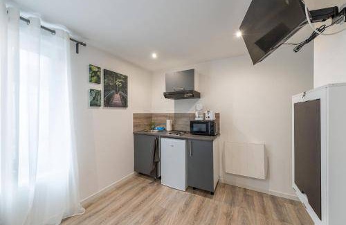 Valenciennes Apartment | 35 m² Apartment ∙ 2 guests