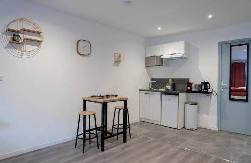 Anzin Apartment | 36 m² Apartment ∙ 2 guests