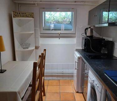 Saint-Remy-les-Chevreuse Apartment | 38 m² Apartment ∙ 1 bedroom ∙ 2 guests
