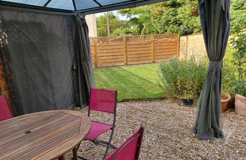 Saint-Remy-les-Chevreuse Apartment | 38 m² Apartment ∙ 1 bedroom ∙ 2 guests
