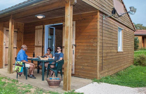 Longeau-Percey Ski Chalet | 39 m² Chalet ∙ 2 bedrooms ∙ 6 guests