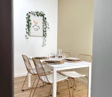 Saint-Jacques - Saint-Roch Apartment | 40 m² Apartment ∙ 1 bedroom ∙ 2 guests