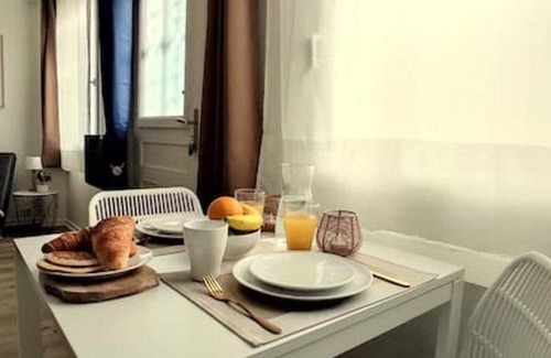 Venette Apartment | 40 m² Apartment ∙ 1 bedroom ∙ 4 guests