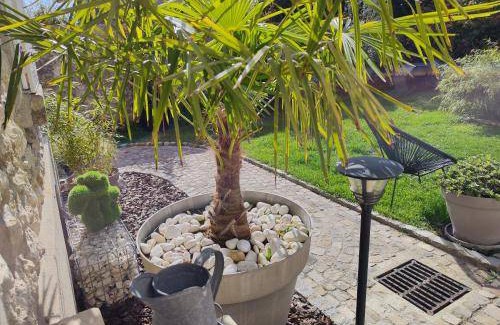 Senlis Apartment | 40 m² Apartment ∙ 4 guests