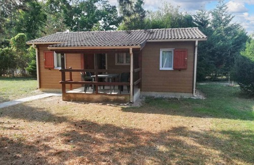 Presles-et-Boves Ski Chalet | 40 m² Chalet ∙ 2 bedrooms ∙ 4 guests