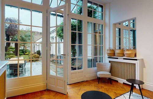 Marcq-en-Baroeul Resort | 422 m² Private room ∙ 1 bedroom ∙ 2 guests