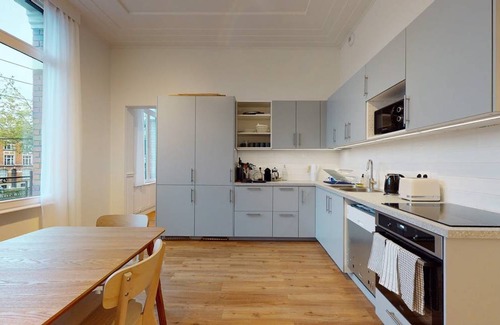 Marcq-en-Baroeul Resort | 422 m² Private room ∙ 1 bedroom ∙ 2 guests