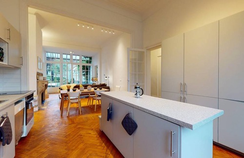 Marcq-en-Baroeul Resort | 422 m² Private room ∙ 1 bedroom ∙ 1 guest