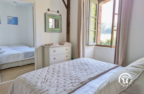 Saint-Sulpice Cottage | 440 m² Cabin ∙ 5 bedrooms ∙ 14 guests