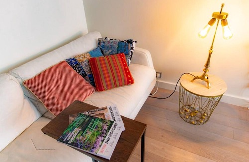 Quartier du Petit-Montrouge Apartment | 45 m² Apartment ∙ 2 guests