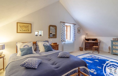 Saint-Georges-sur-Layon Bed & Breakfast | 45 m² Bed and breakfast ∙ 1 bedroom ∙ 2 guests