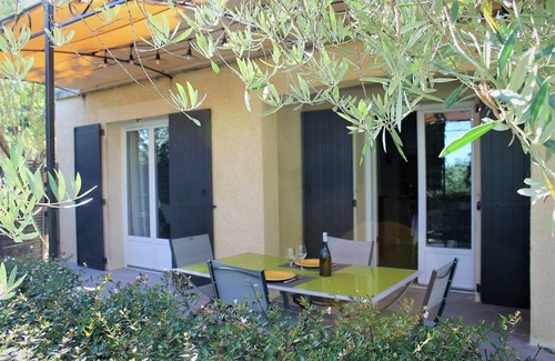 Cournonsec House | 45 m² Gîte ∙ 1 bedroom ∙ 2 guests