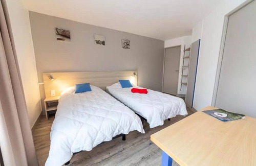 Veules-les-Roses Apartment | 46 m² Apartment ∙ 2 bedrooms ∙ 4 guests
