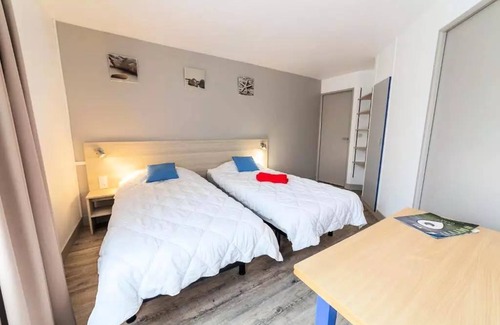 Veules-les-Roses Apartment | 46 m² Apartment ∙ 2 bedrooms ∙ 4 guests
