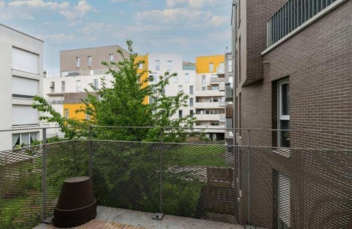Bobigny Apartment | 46 m² Apartment ∙ 1 bedroom ∙ 4 guests
