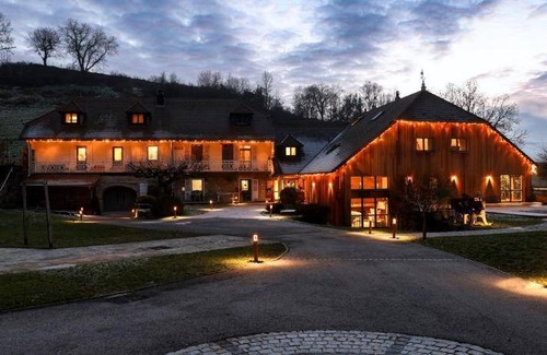 Salins-les-Bains Bed & Breakfast | 46 m² Bed and breakfast ∙ 2 bedrooms ∙ 4 guests