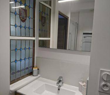 Lens Apartment | 50 m² Apartment ∙ 1 bedroom ∙ 4 guests