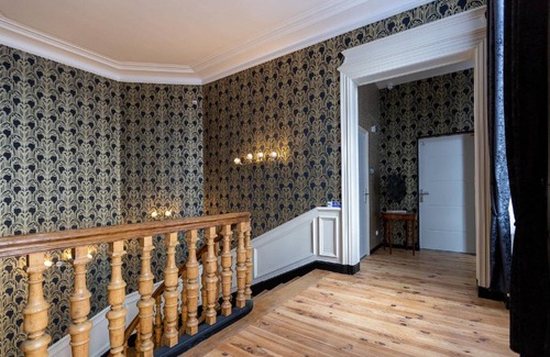 Saint-Quentin Apartment | 52 m² Apartment ∙ 3 guests