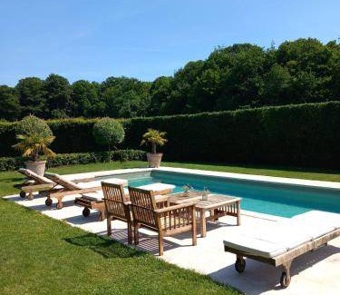 Bouquetot House | 525 m² House ∙ 6 bedrooms ∙ 13 guests