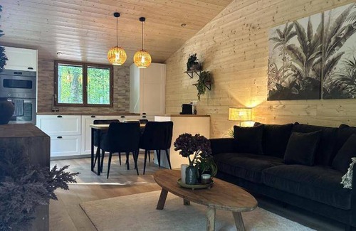 Gouvieux Ski Chalet | 53 m² Chalet ∙ 2 bedrooms ∙ 4 guests