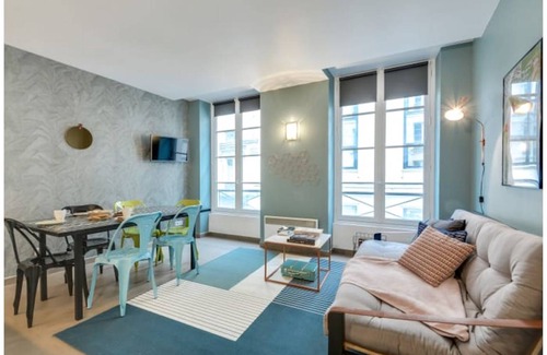 Quartier de la Porte-Saint-Denis Apartment | 54 m² Apartment ∙ 2 bedrooms ∙ 2 guests