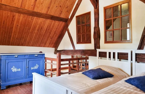 Saint-Sernin-du-Bois House | 54 m² House ∙ 2 bedrooms ∙ 4 guests