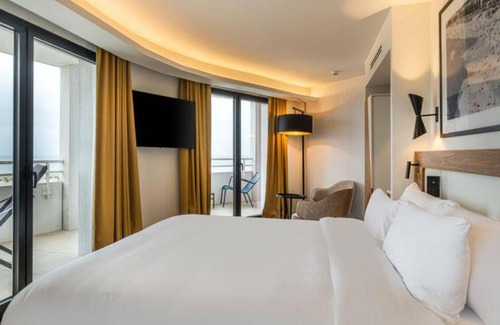 Malo-les-Bains Hotel | 56 m² Hotel ∙ 10 guests