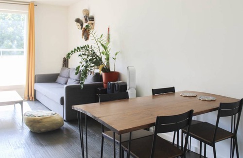 La Courneuve Apartment | 57 m² Apartment ∙ 2 bedrooms ∙ 6 guests