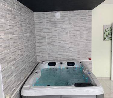 Aulnoy-lez-Valenciennes Apartment | 60 m² Apartment ∙ 1 bedroom ∙ 2 guests