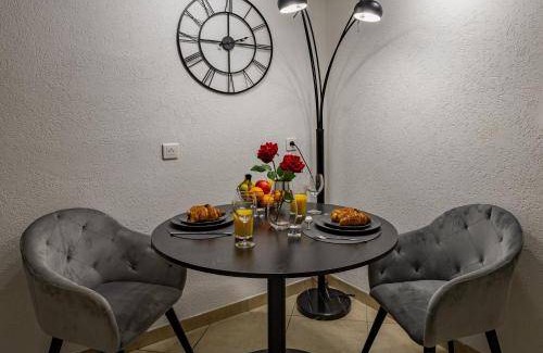 Pontault-Combault Apartment | 60 m² Apartment ∙ 1 bedroom ∙ 2 guests