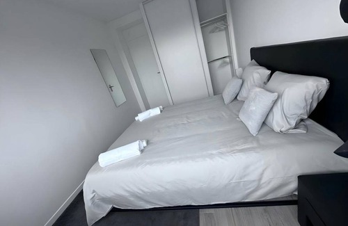 Maisons-Alfort Apartment | 60 m² Apartment ∙ 2 bedrooms ∙ 4 guests