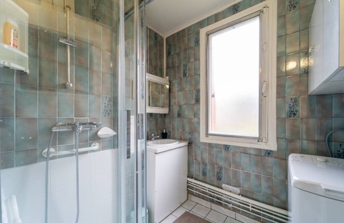 Bobigny Apartment | 60 m² Apartment ∙ 2 bedrooms ∙ 5 guests