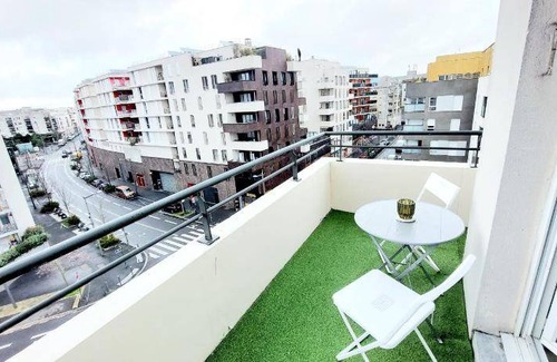 Cergy-Pontoise Apartment | 60 m² Apartment ∙ 2 bedrooms ∙ 6 guests