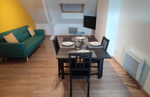 Annoeullin Apartment | 60 m² Apartment ∙ 2 bedrooms ∙ 4 guests