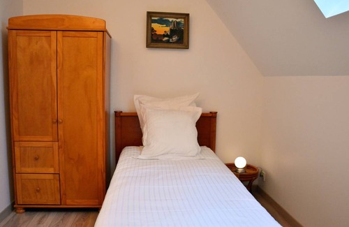 Bailleau-Armenonville Cottage | 60 m² Cabin ∙ 2 bedrooms ∙ 5 guests