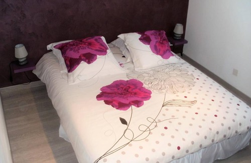 Sedan House | 60 m² Gîte ∙ 2 bedrooms ∙ 4 guests