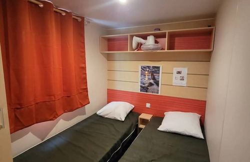 Ivry-la-Bataille House | 60 m² House ∙ 3 bedrooms ∙ 6 guests