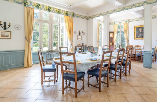 Allonne House | 600 m² House ∙ 10 bedrooms ∙ 18 guests