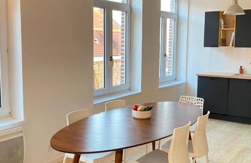 Lille-Moulins Apartment | 63 m² Apartment ∙ 2 bedrooms ∙ 4 guests