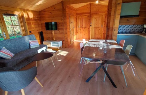Mazerny House | 63 m² Gîte ∙ 2 bedrooms ∙ 4 guests