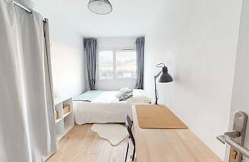 Mons-en-Baroeul Resort | 63 m² Private room ∙ 1 bedroom ∙ 1 guest