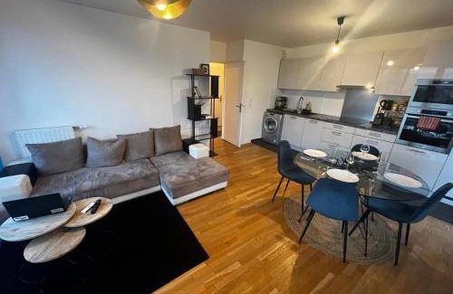 Petit-Colombes Apartment | 67 m² Apartment ∙ 1 bedroom ∙ 4 guests