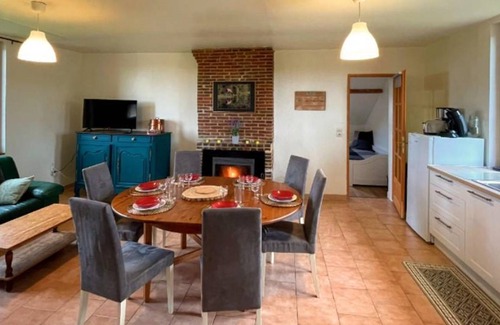 La Trinite-des-Laitiers Cottage | 70 m² Cabin ∙ 2 bedrooms ∙ 5 guests