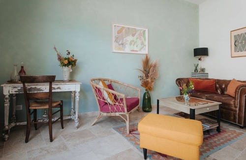 Meursault Cottage | 70 m² Cabin ∙ 2 bedrooms ∙ 4 guests