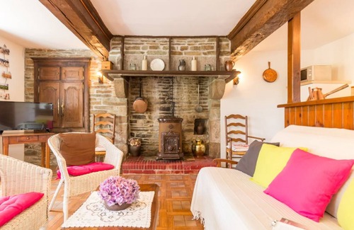 Montaigu-les-Bois House | 72 m² Gîte ∙ 2 bedrooms ∙ 5 guests